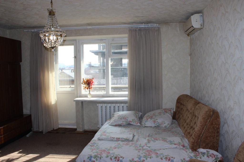 Apartment Near Opera Hause Dnipro Exterior foto